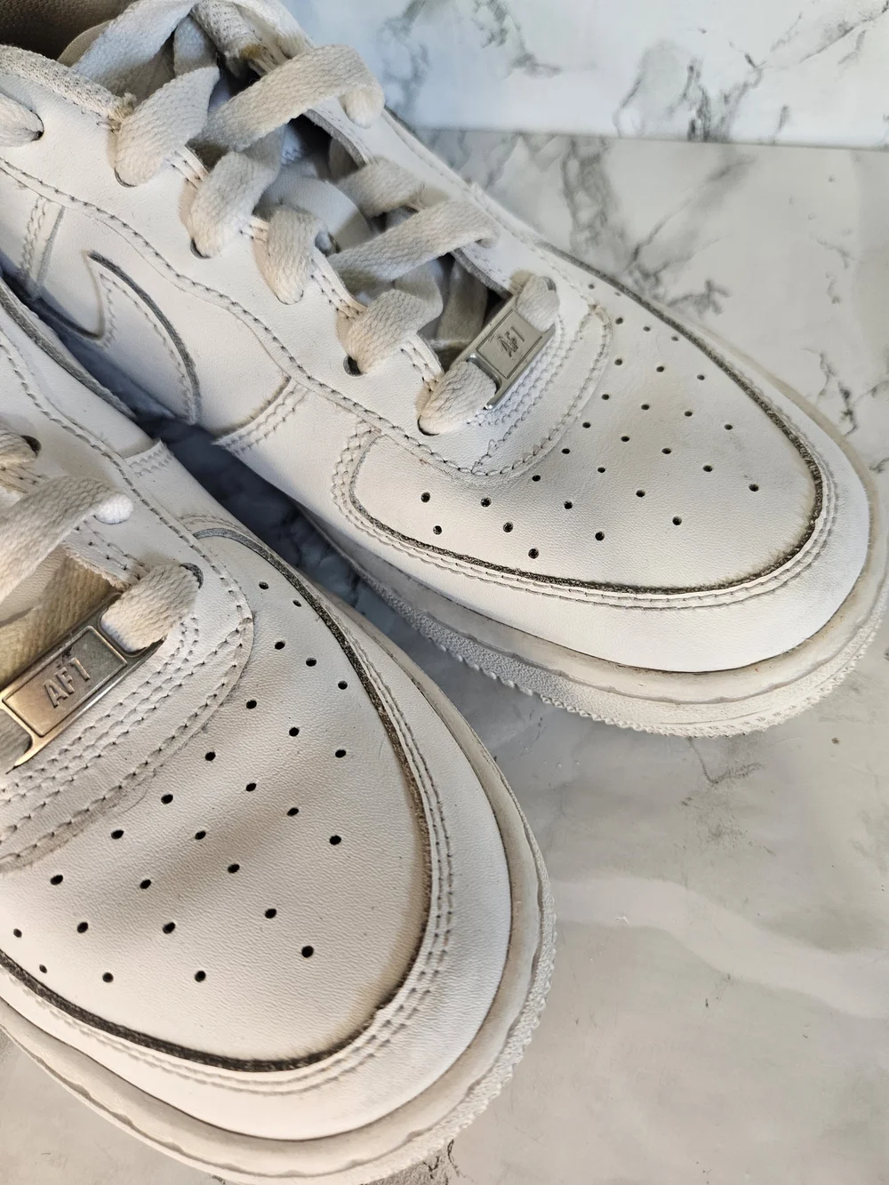 Nike Air Force 1 Low Boy’s Size 5y White Lace Low Tops.  DH2920 111
